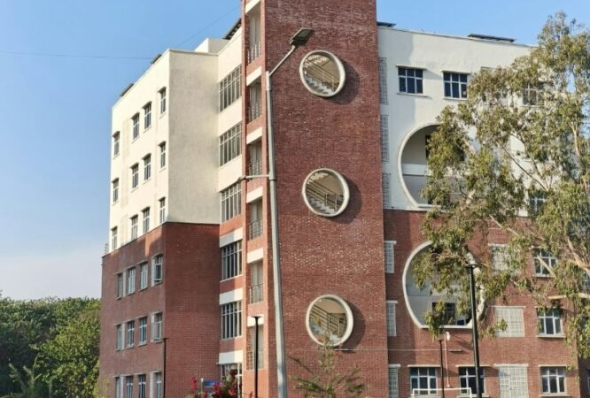 Healthcare & Institutional Projects